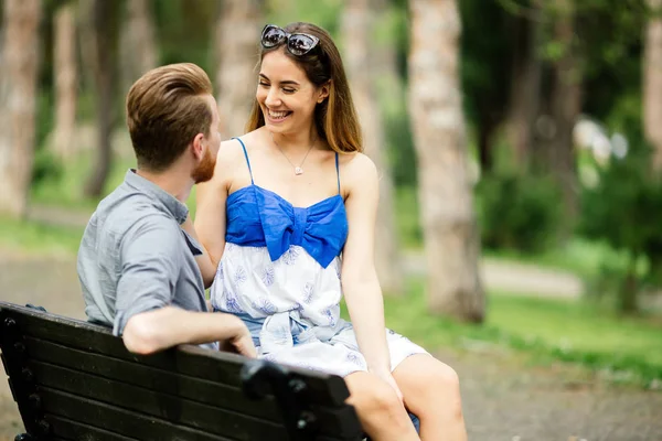 Casal romântico apaixonado — Fotografia de Stock