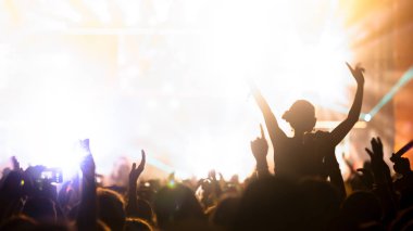 İnsanlar Festivali'nde tadını çıkarın. 