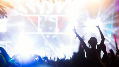 İnsanlar Festivali'nde tadını çıkarın. 