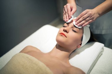 Gençleştirici rahatlatıcı masaj masör tarafından