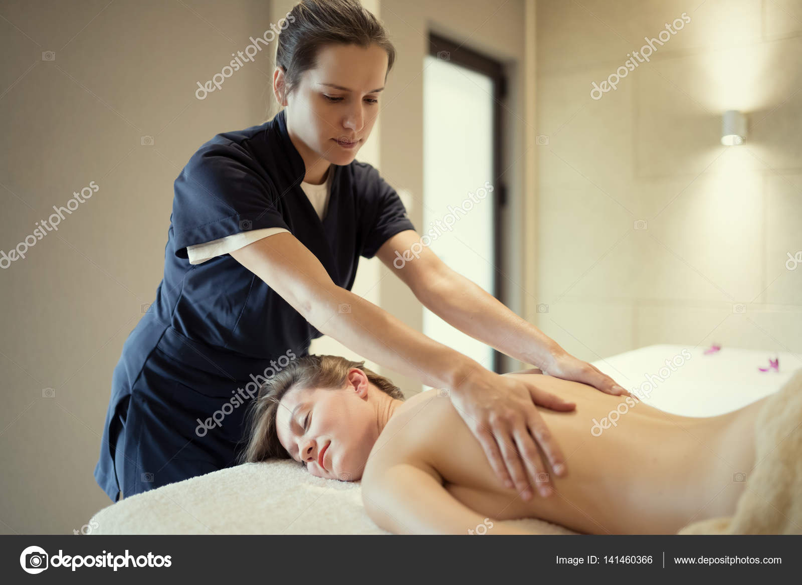 Massage therapeut seks