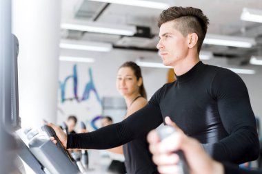  Grup çalışma dışarı insan