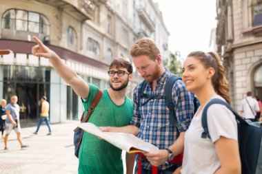 Mutlu grup gezi birlikte