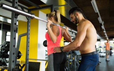 kadın ulaşmak gol yardımcı antrenör