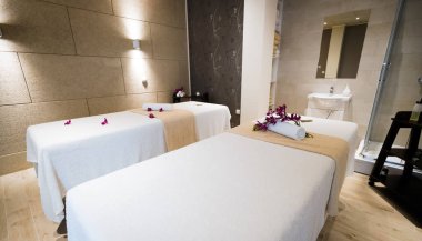 wellness massage saloon
