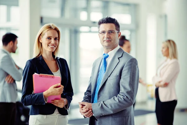 Gente de negocios en la empresa —  Fotos de Stock