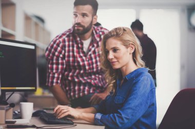 Şirkette işbirliği programcılar