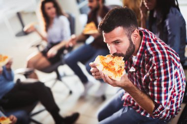 Kurumsal öğle yemeği molası