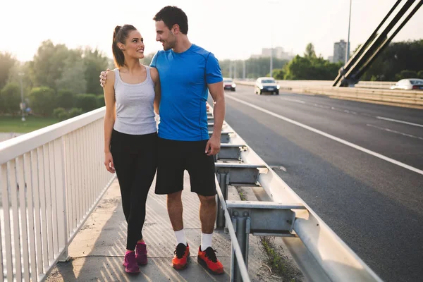 Beautiful sporty couple — Stock Photo, Image