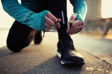 Yakışıklı erkek atlet