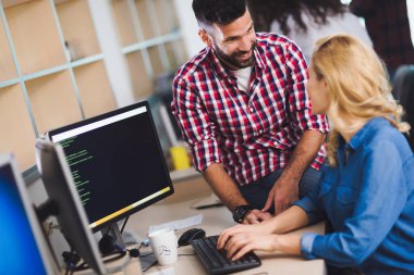 projede çalışan yazılım geliştiricileri