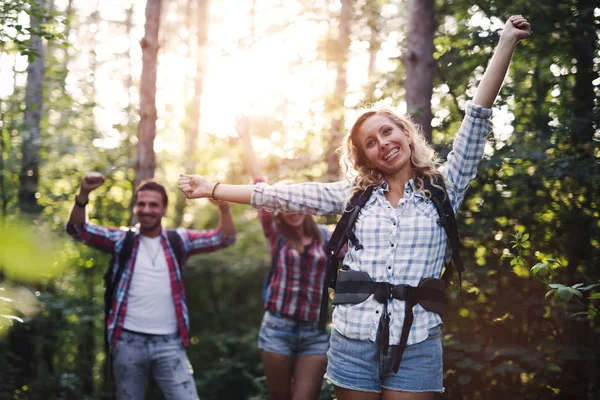 Group of hikers in forest — Stock Photo, Image