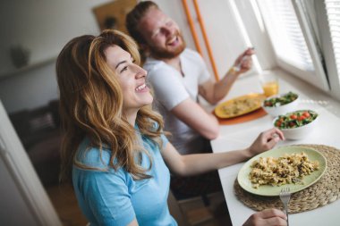 Kahvaltı aşık Çift