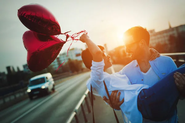 Ungt par i kärlek dejting — Stockfoto