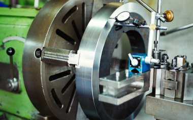 Freze Torna Makinası Cnc metal