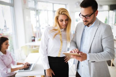 başarılı iş ortakları