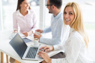 Office birlikte çalışma şirket