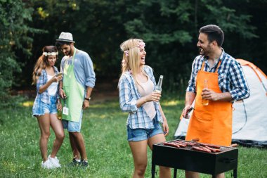 Doğada vakit ve Barbekü partisi arkadaşlar