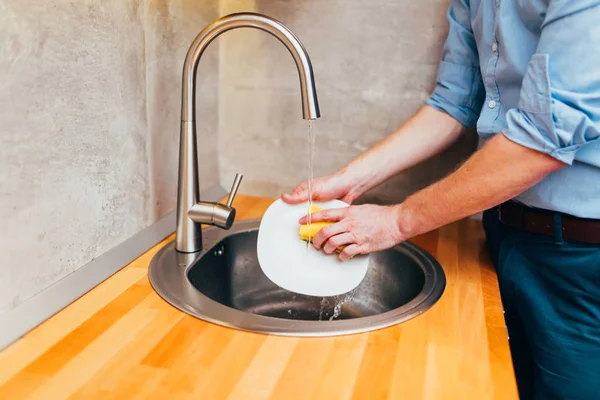 Temiz tutulması eller