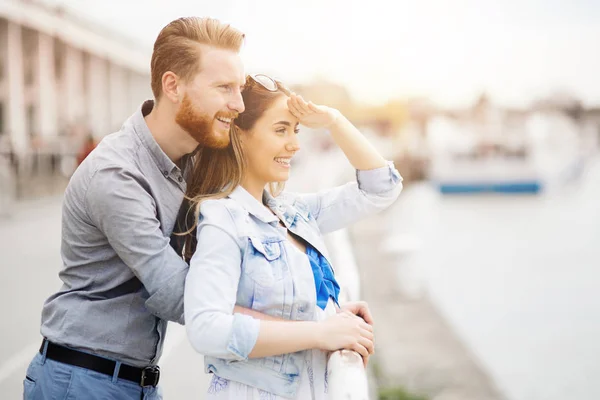 Paar verbringt Zeit miteinander — Stockfoto