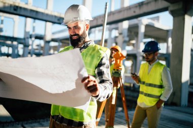 İnşaat Mühendisleri çalışma portresi 