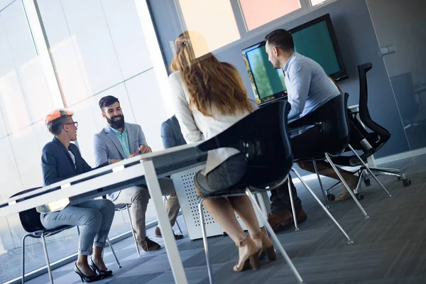 Gambar Para Arsitek Yang Mengadakan Pertemuan Kantor Mereka — Stok Foto