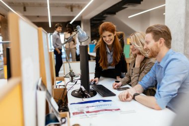 İş arkadaşlarınızla birlikte sorunlarını çözme