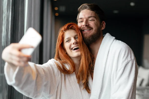 Couple in love enjoying wellness weekend — Stock Photo, Image