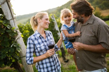 Şarap tatma winegrower aile