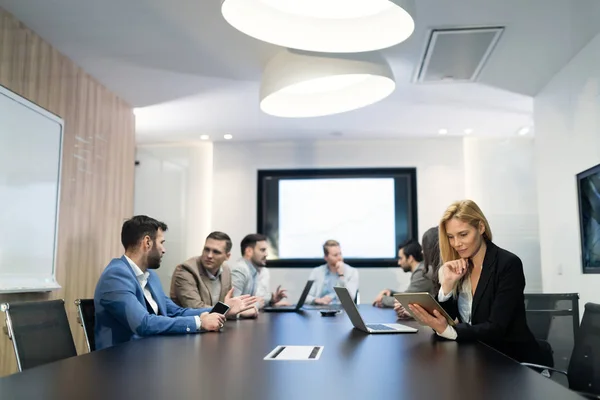 Businesspeople having meeting in conference room — Stock Photo, Image