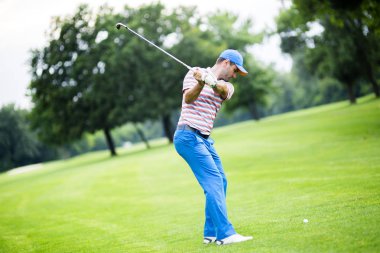 Atış pratik golfçü