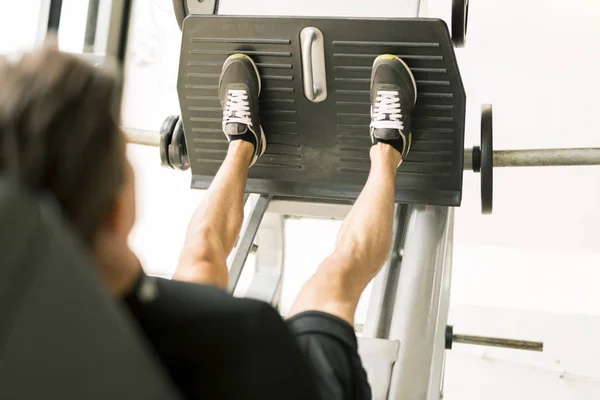 Giorno di gamba e allenamento in palestra — Foto Stock