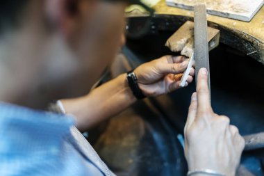 Goldsmith işçiliği mücevherleri