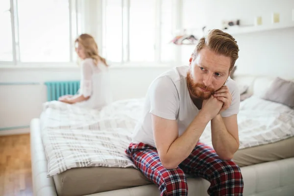 Ongelukkig getrouwd stel — Stockfoto