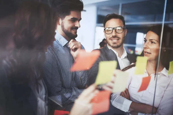 Çalışma yaratıcı iş adamları 