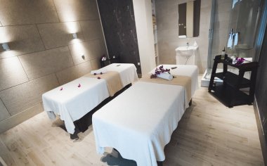 Güzel sağlık masaj salonu