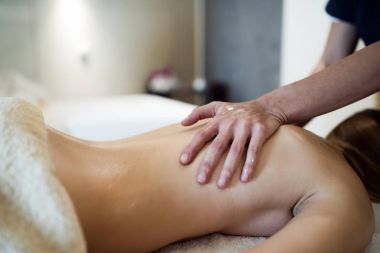 Stres giderici masaj terapisti tarafından