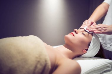 Gençleştirici rahatlatıcı masaj masör tarafından