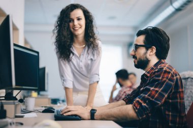 Bilgi şirkette işbirliği programcılar