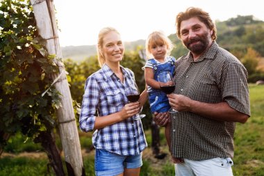 Şarap tatma winegrower aile