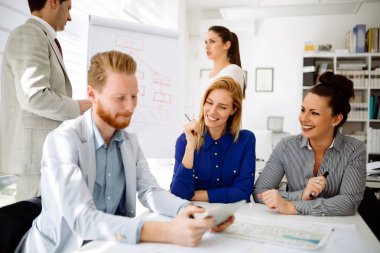 iş toplantısı ve beyin fırtınası