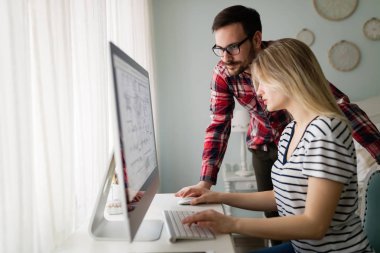 çekici tasarımcıları birlikte çalışma 