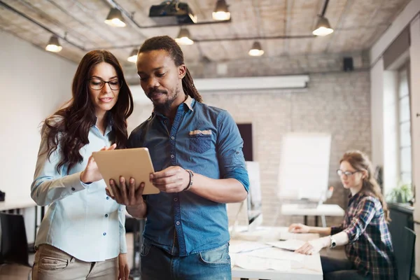 Perspective designers using tablet in office — Stock Photo, Image