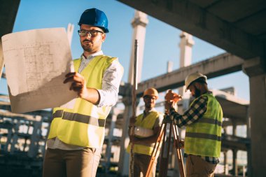 İnşaat Mühendisleri çalışma portresi 