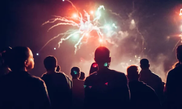 Crowd watching fireworks — Stock Photo, Image