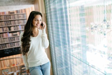 Esmer işkadını Evet