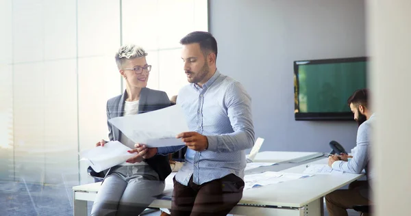 Grupp Affärsmän Samarbeta Projekt Kontor — Stockfoto