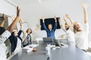 Grup mutlu iş hedefi elde içerik