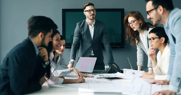 Geschäftstreffen Und Präsentation Modernen Konferenzraum Für Kollegen — Stockfoto