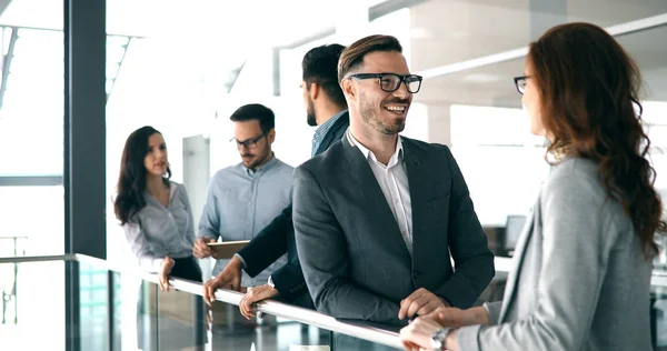 Groep Van Mensen Uit Het Bedrijfsleven Samen Werken Aan Het — Stockfoto